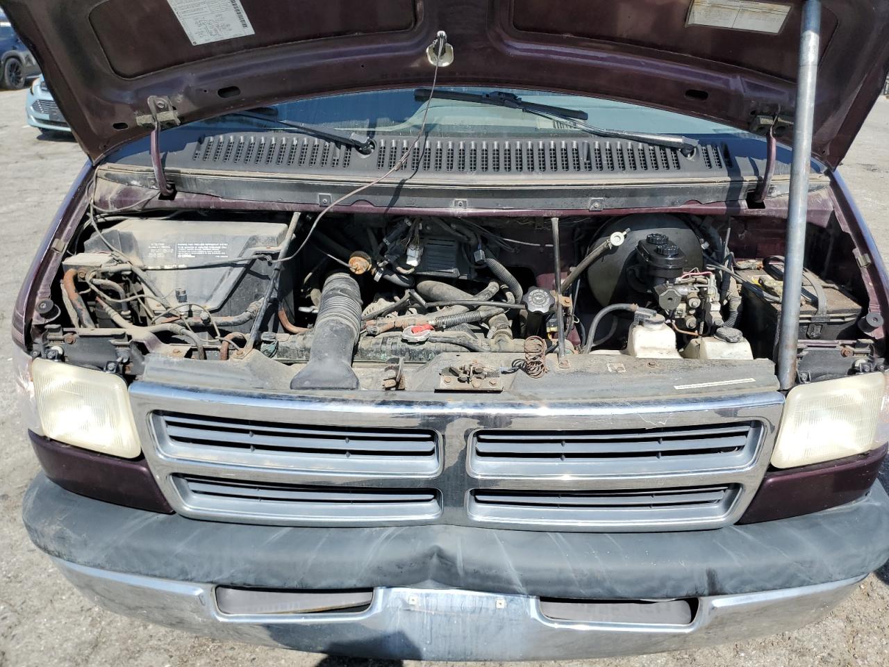 Photo 11 VIN: 2B6HB21Y3RK111395 - DODGE RAM VAN 