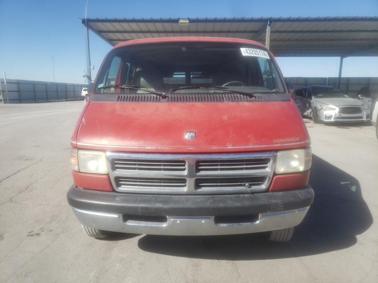 Photo 4 VIN: 2B6HB21Y7SK563209 - DODGE RAM VAN 