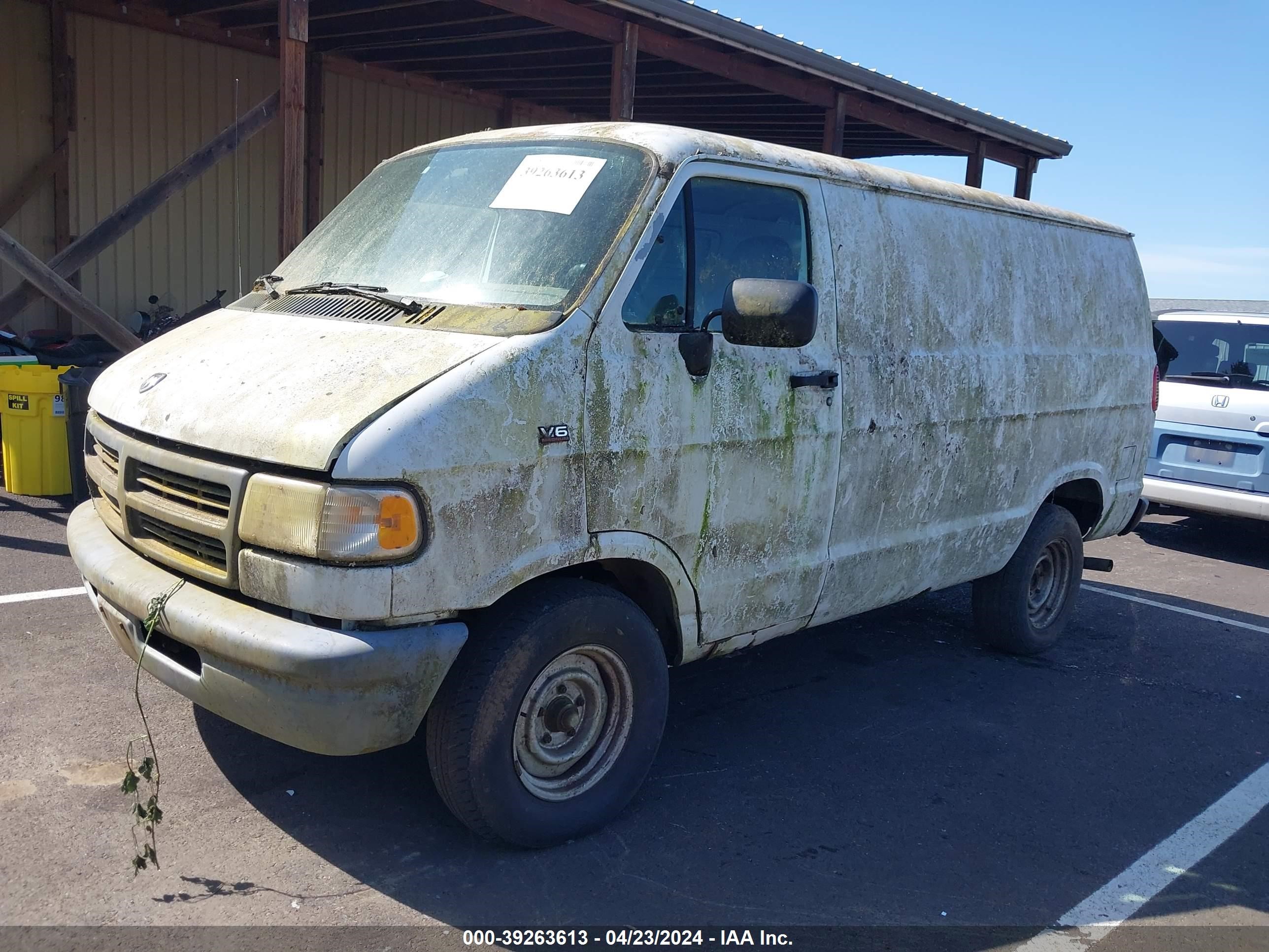 Photo 1 VIN: 2B7GB11X9SK502209 - DODGE RAM VAN 