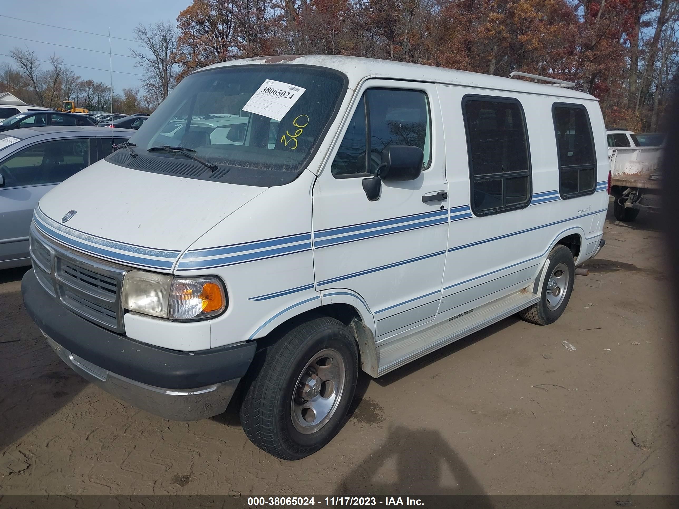 Photo 1 VIN: 2B7HB21X4VK535343 - DODGE RAM VAN 