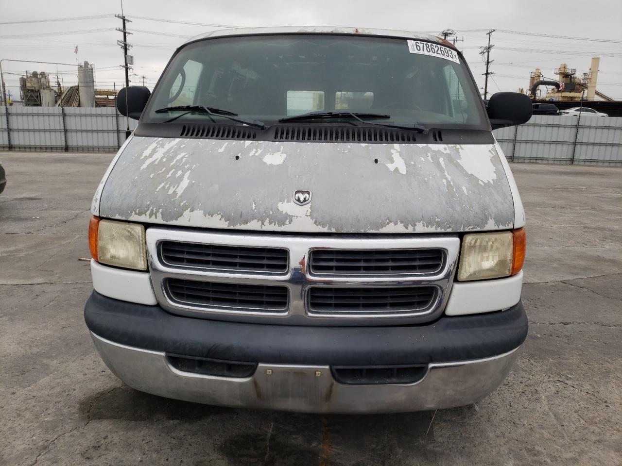 Photo 4 VIN: 2B7JB21Y12K130319 - DODGE RAM VAN 