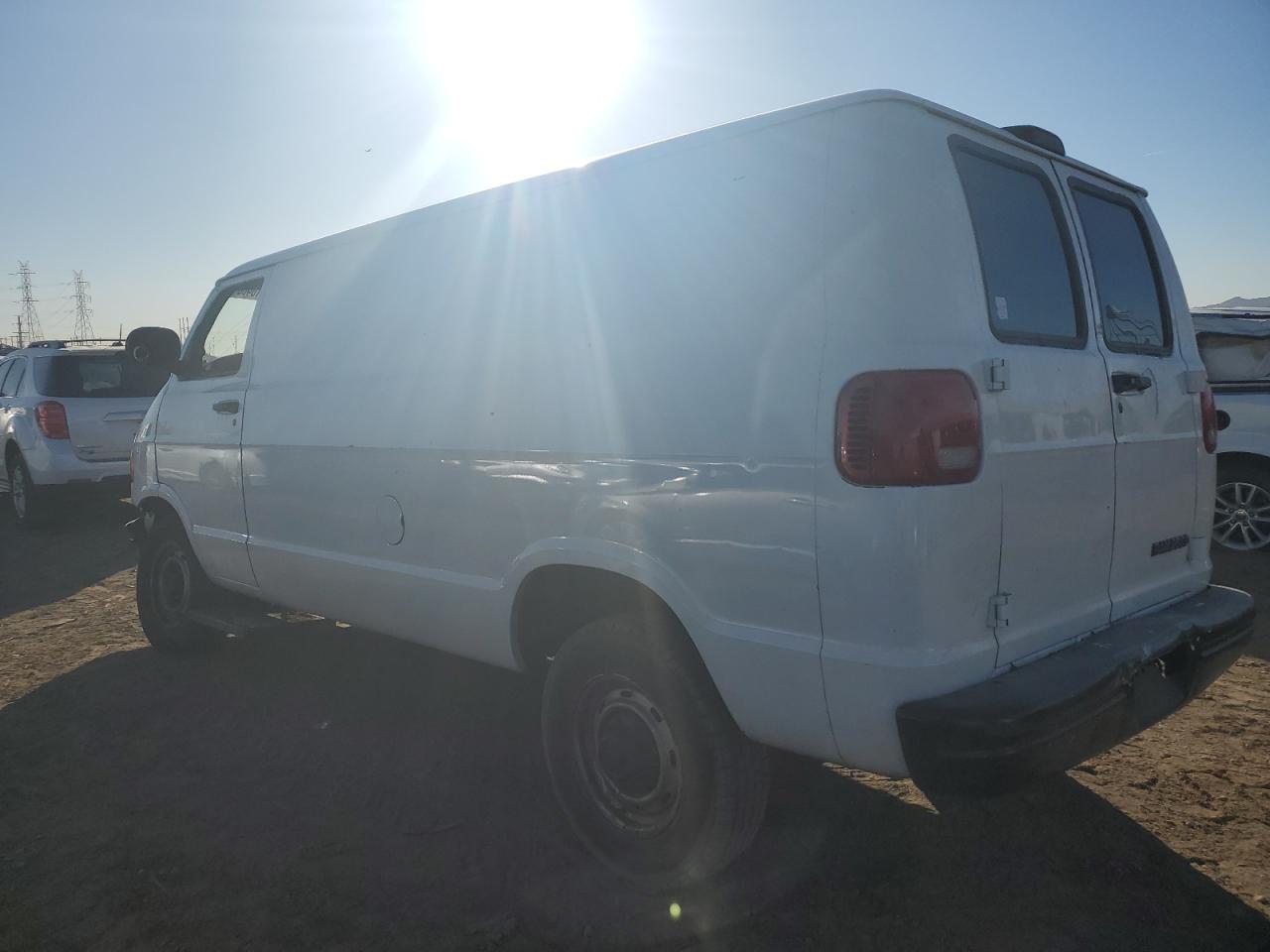 Photo 1 VIN: 2B7JB21Y31K516433 - DODGE RAM VAN 