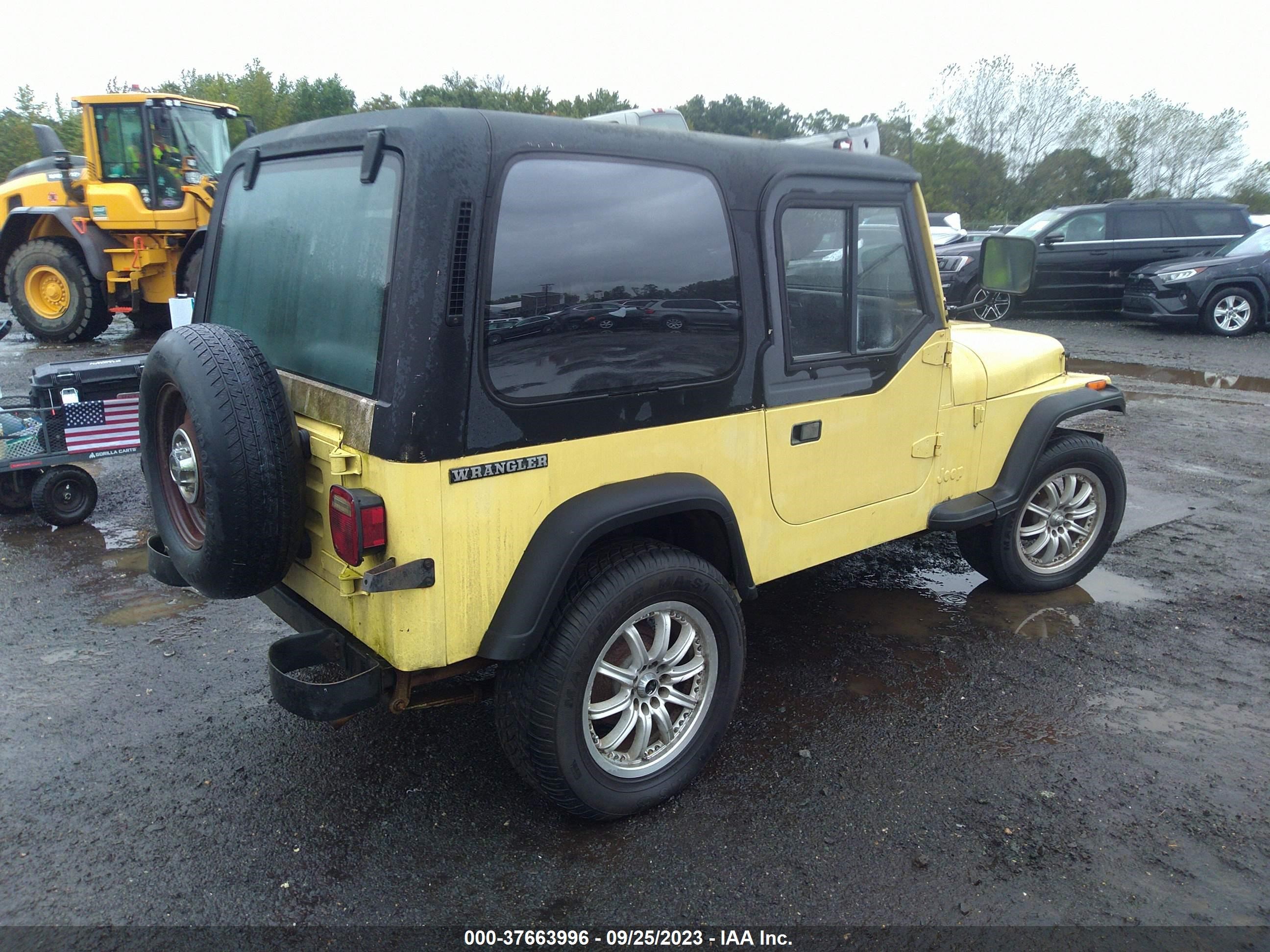 Photo 3 VIN: 2BCCZ81J7JB514714 - JEEP WRANGLER 