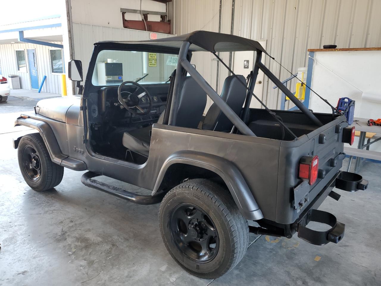 Photo 1 VIN: 2BCCZ81M9JB535090 - JEEP WRANGLER 