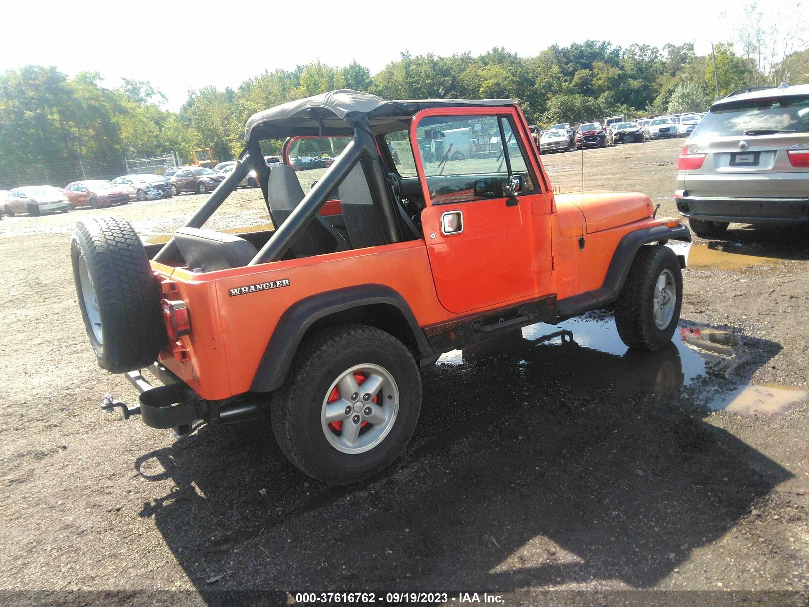 Photo 3 VIN: 2BCHV81J0JB514720 - JEEP WRANGLER 