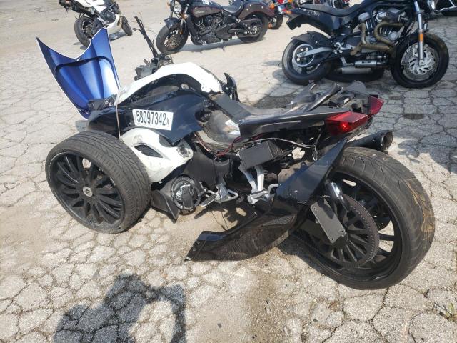 Photo 2 VIN: 2BXJAMC17AV000234 - CAN-AM SPYDER ROA 