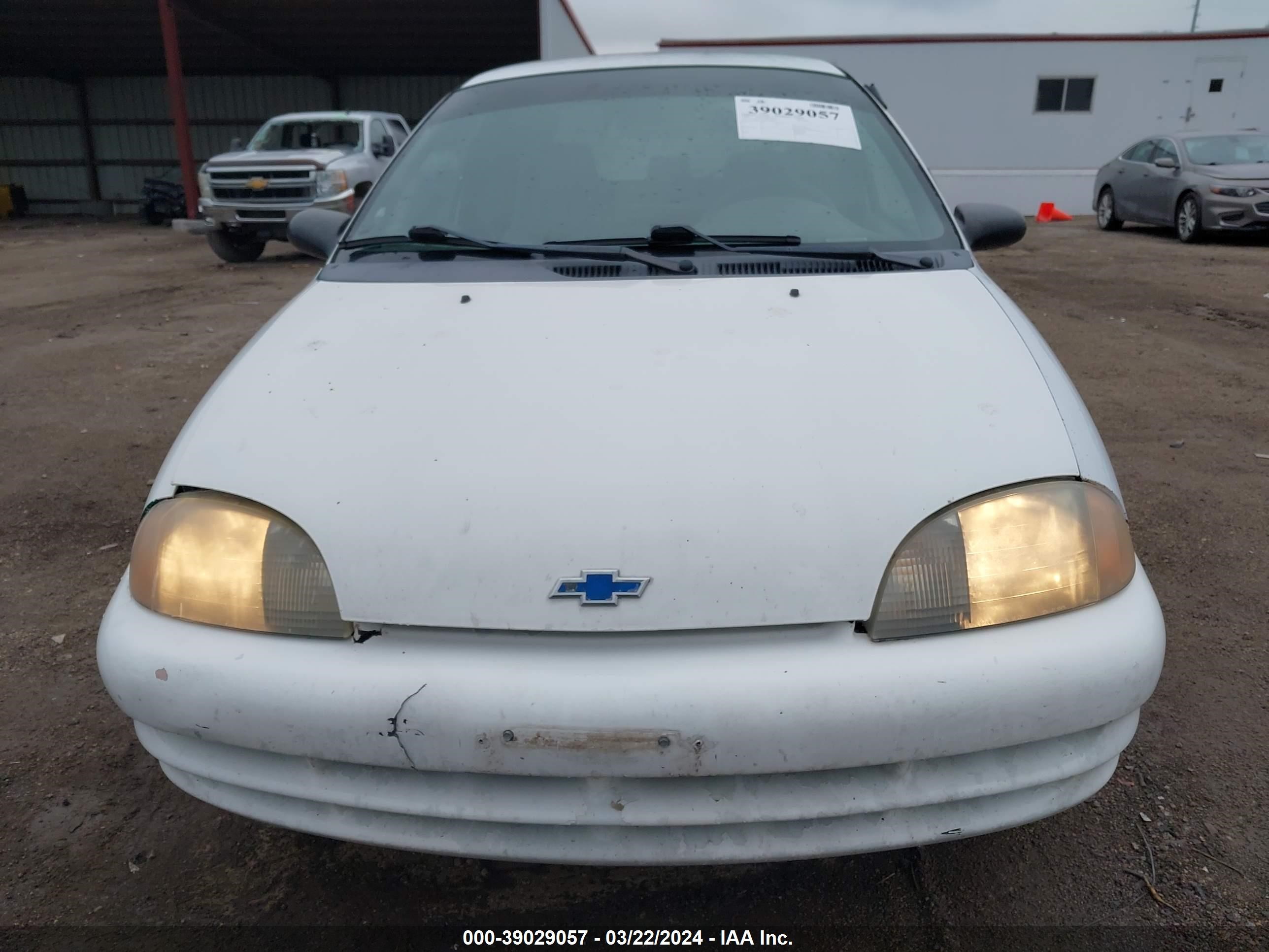 Photo 5 VIN: 2C1MR2225X6711290 - CHEVROLET METRO 