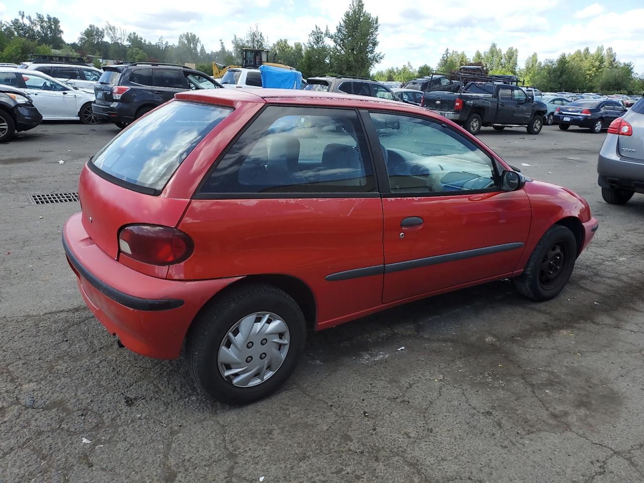 Photo 2 VIN: 2C1MR2296T6766340 - GEO METRO 