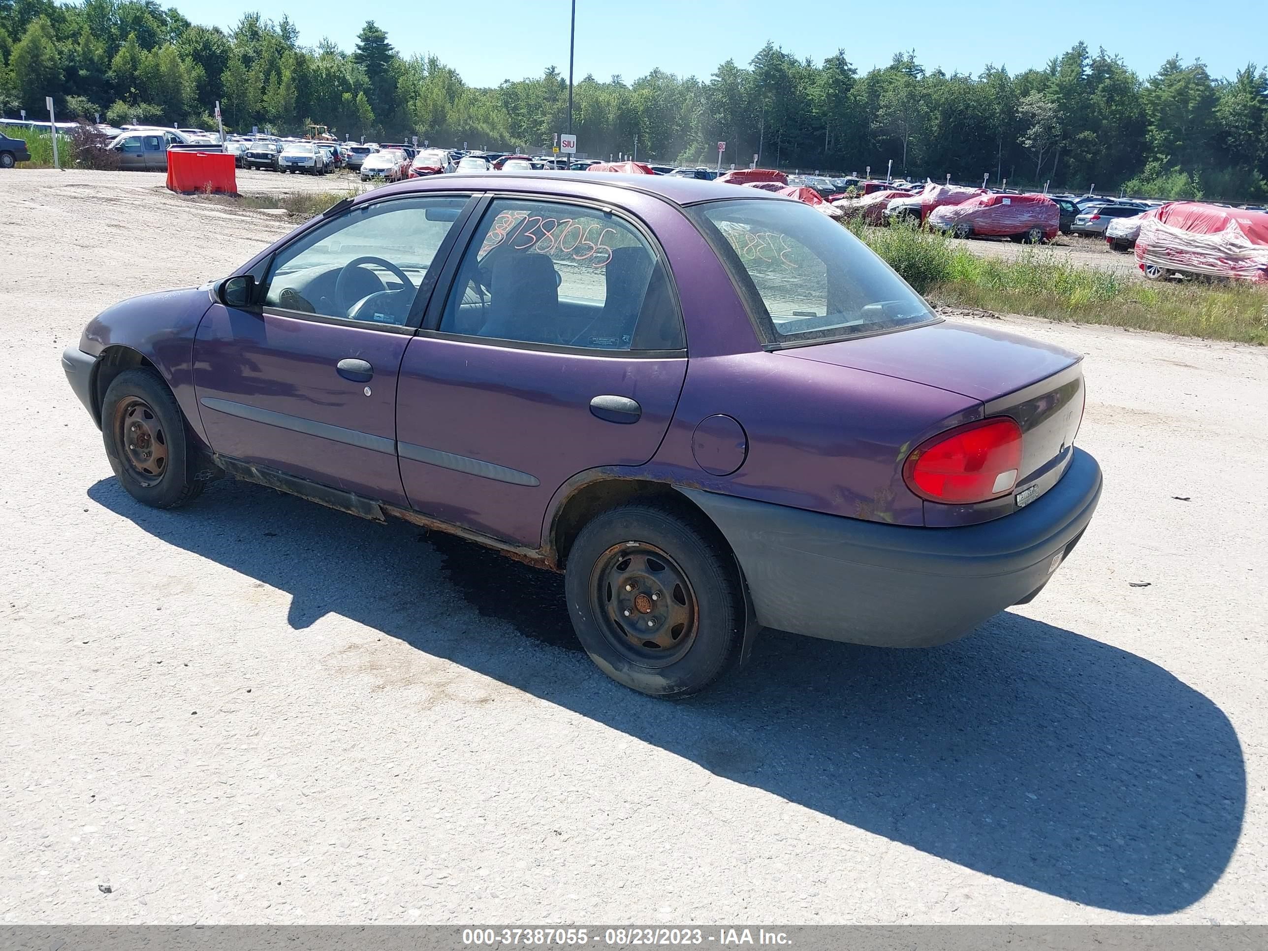 Photo 2 VIN: 2C1MR5292S6703364 - GEO METRO 