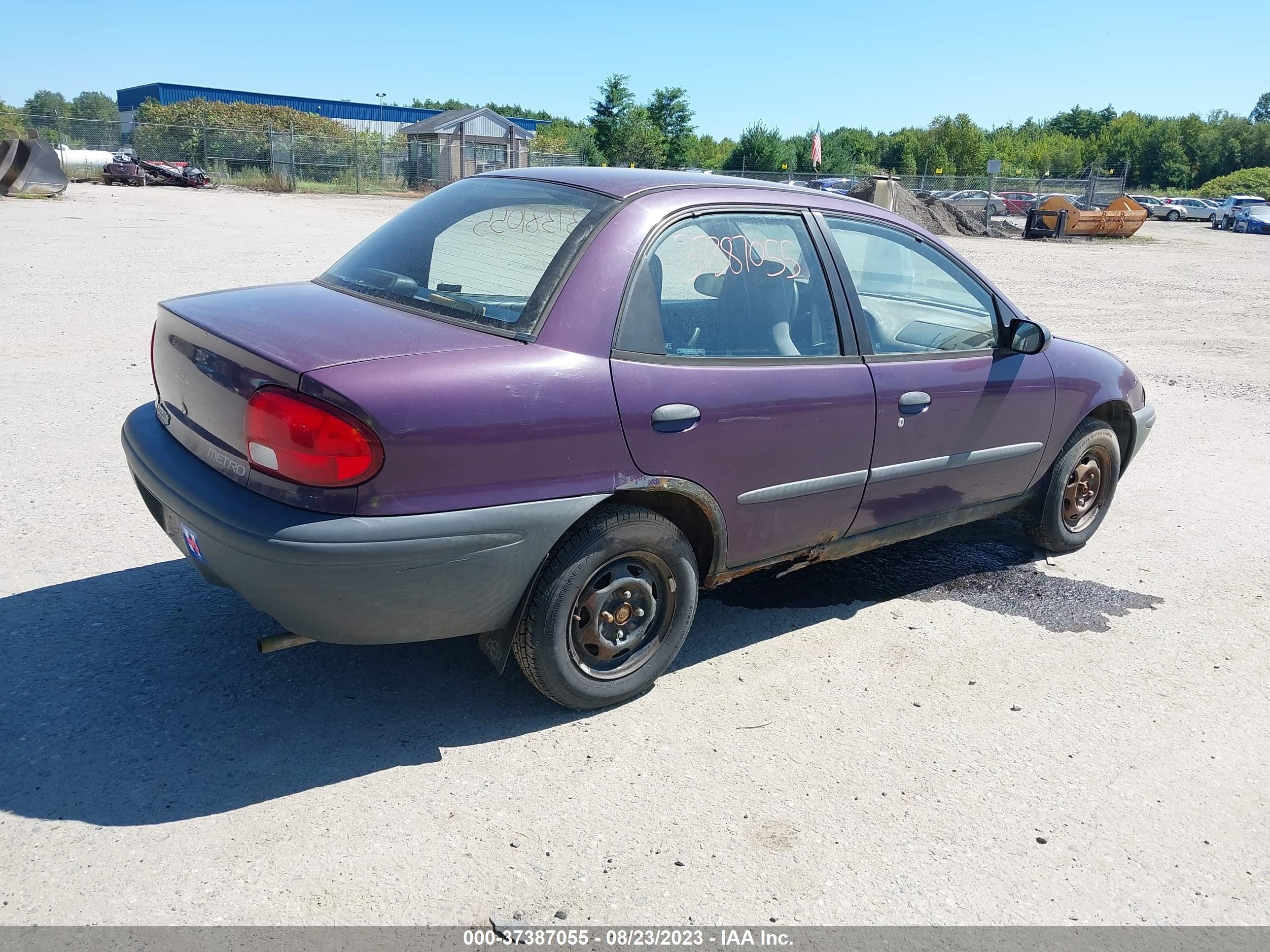 Photo 3 VIN: 2C1MR5292S6703364 - GEO METRO 