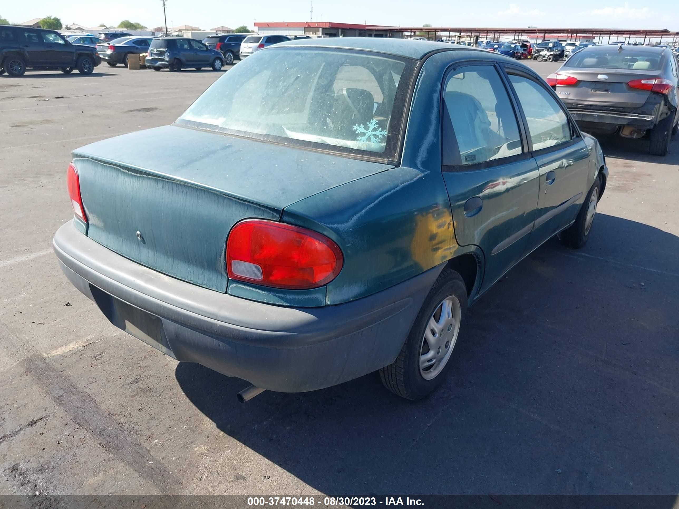 Photo 3 VIN: 2C1MR5294T6748193 - GEO METRO 