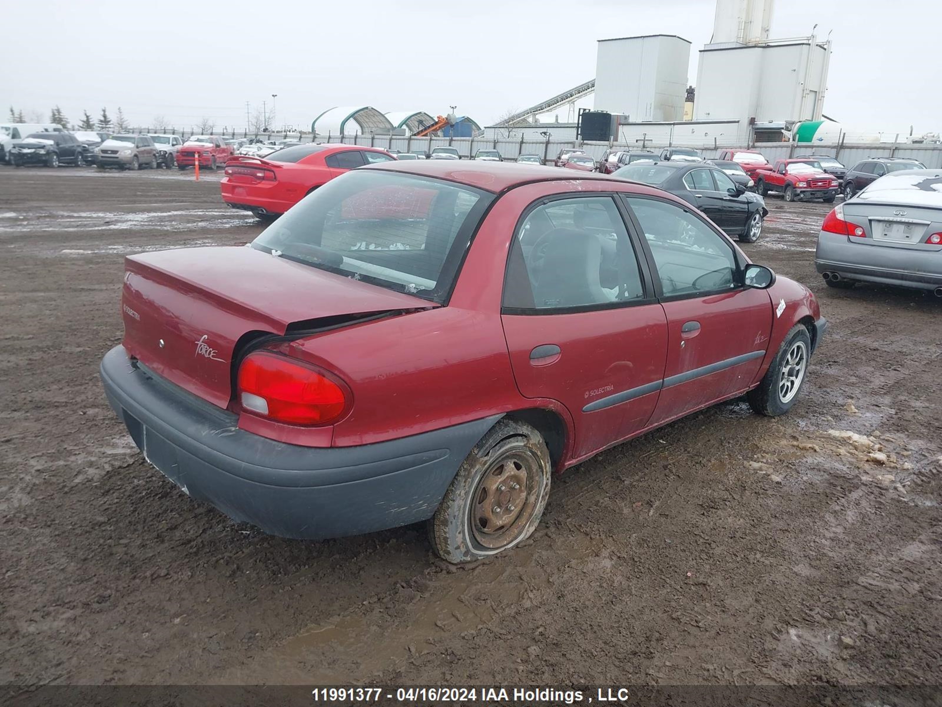 Photo 3 VIN: 2C1MR5296T6747286 - GEO METRO 