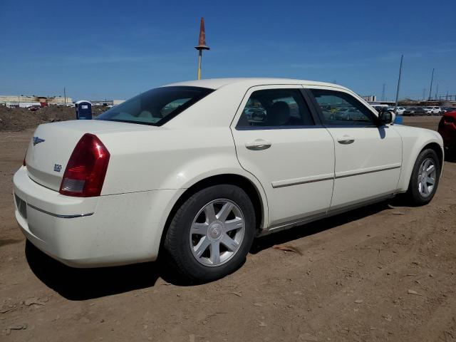 Photo 2 VIN: 2C3AA53G15H186730 - CHRYSLER 300 