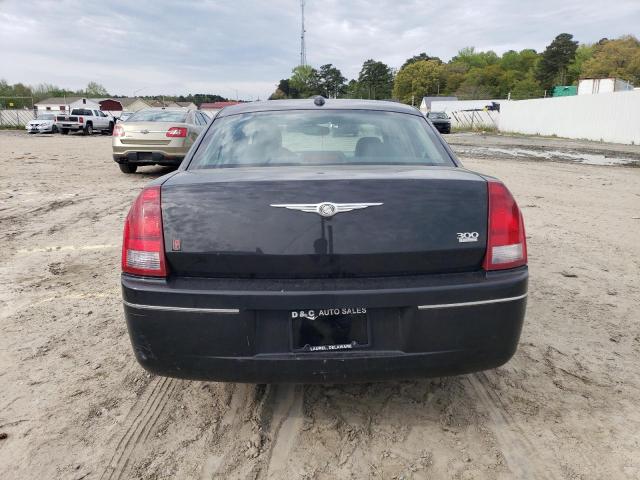 Photo 5 VIN: 2C3AA53G15H545610 - CHRYSLER 300 