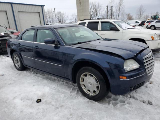 Photo 3 VIN: 2C3AA53G25H176501 - CHRYSLER 300 