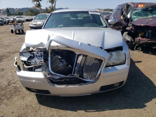 Photo 4 VIN: 2C3AA53G45H180081 - CHRYSLER 300 TOURIN 