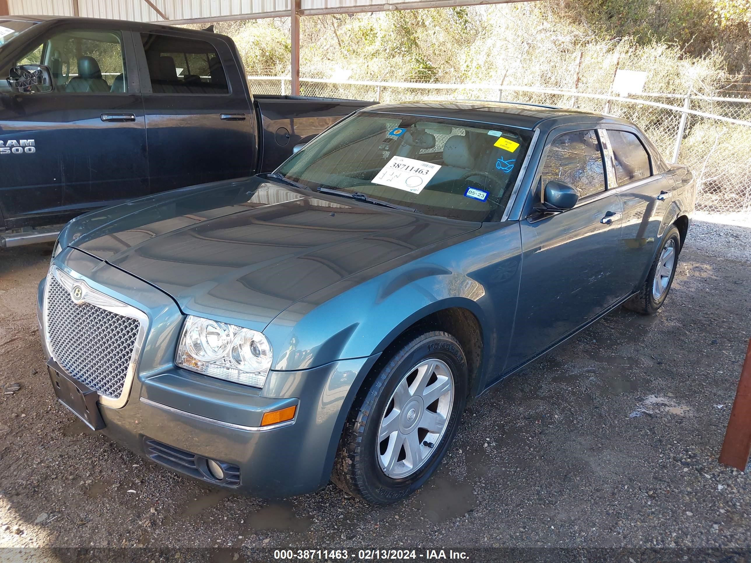 Photo 1 VIN: 2C3AA53G65H594978 - CHRYSLER 300 