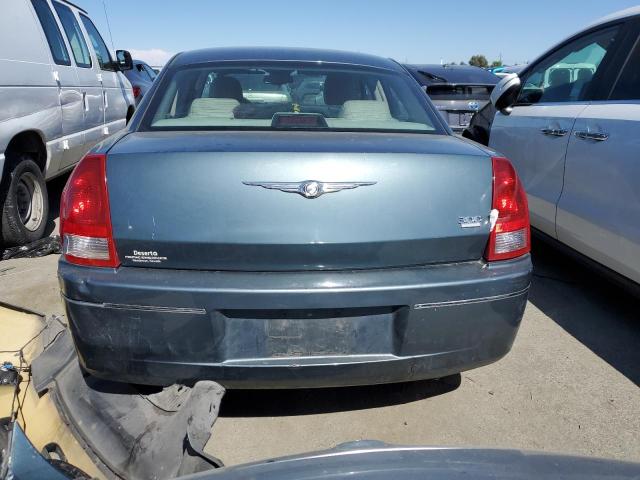 Photo 5 VIN: 2C3AA53G75H556109 - CHRYSLER 300 