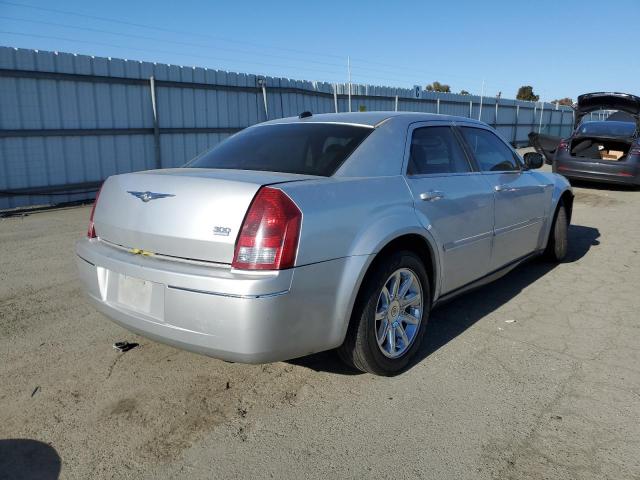 Photo 2 VIN: 2C3AA53G75H594584 - CHRYSLER 300 