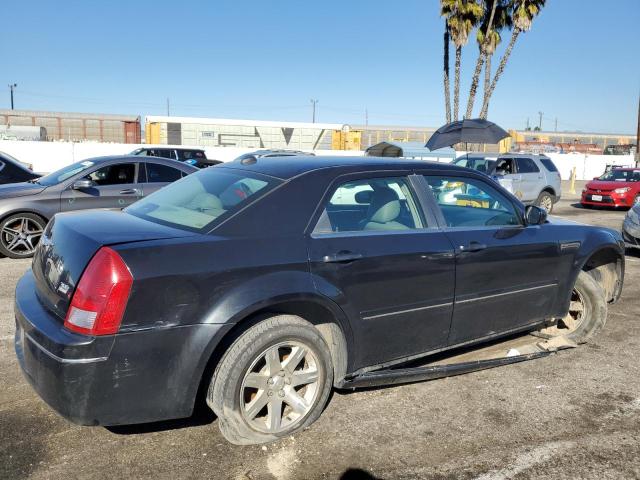 Photo 2 VIN: 2C3AA53G75H684978 - CHRYSLER 300 