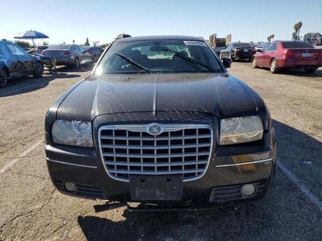 Photo 4 VIN: 2C3AA53G75H684978 - CHRYSLER 300 