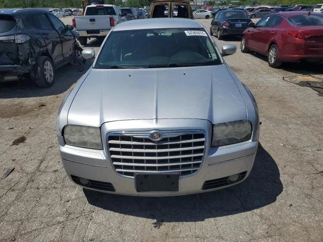 Photo 4 VIN: 2C3AA53G85H163901 - CHRYSLER 300 TOURIN 