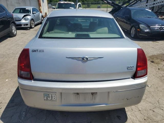 Photo 5 VIN: 2C3AA53G85H163901 - CHRYSLER 300 TOURIN 