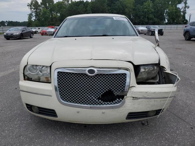 Photo 4 VIN: 2C3AA53G85H658065 - CHRYSLER 300 