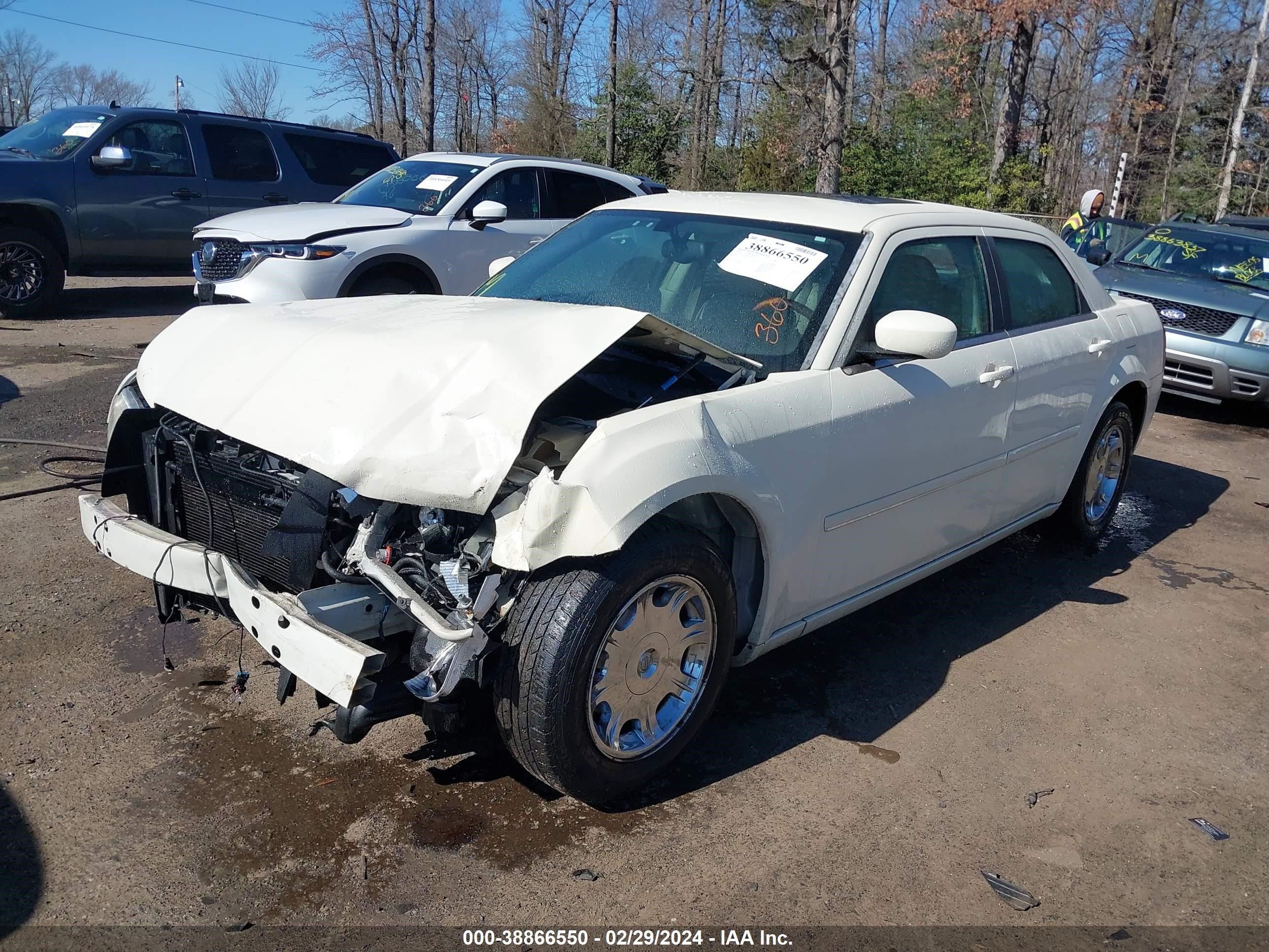 Photo 1 VIN: 2C3AA53GX5H695523 - CHRYSLER 300 