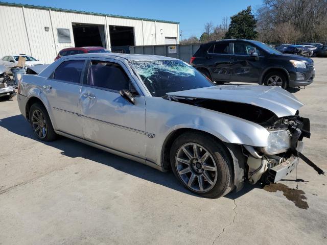 Photo 3 VIN: 2C3AA63H05H115307 - CHRYSLER 300 