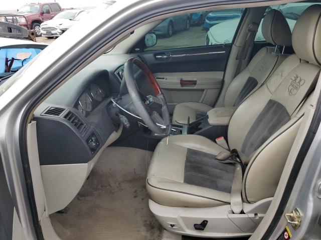 Photo 6 VIN: 2C3AA63H05H506635 - CHRYSLER 300C 