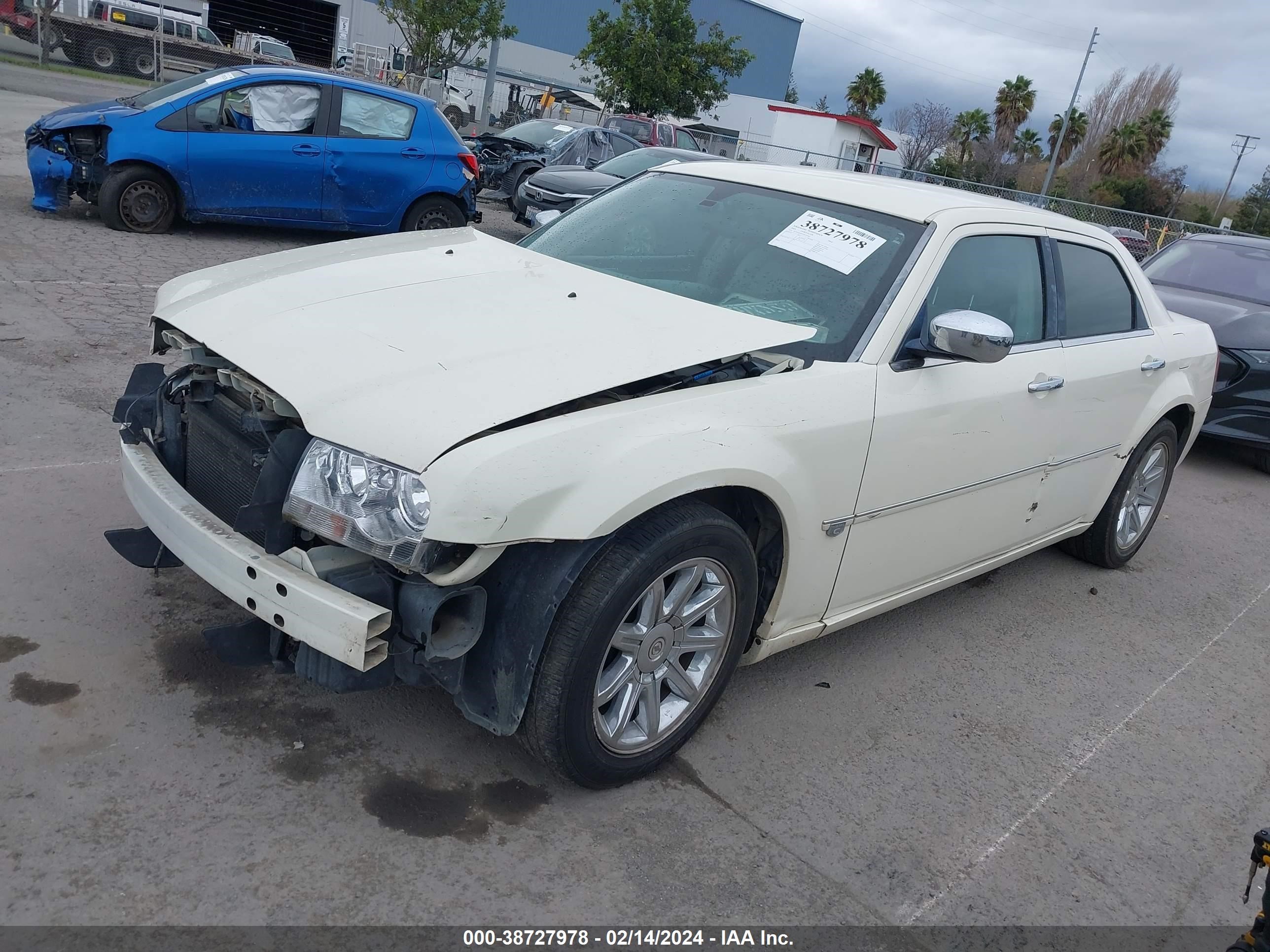 Photo 1 VIN: 2C3AA63H05H634146 - CHRYSLER 300C 