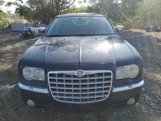 Photo 4 VIN: 2C3AA63H05H697134 - CHRYSLER 300C 