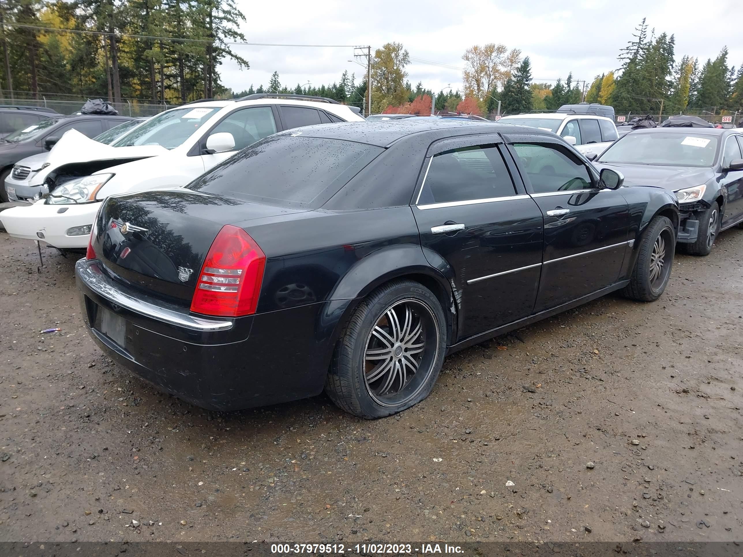 Photo 3 VIN: 2C3AA63H25H657797 - CHRYSLER 300C 