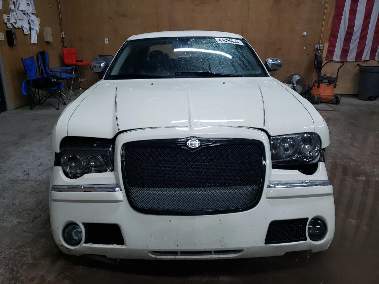 Photo 4 VIN: 2C3AA63H35H125233 - CHRYSLER 300 