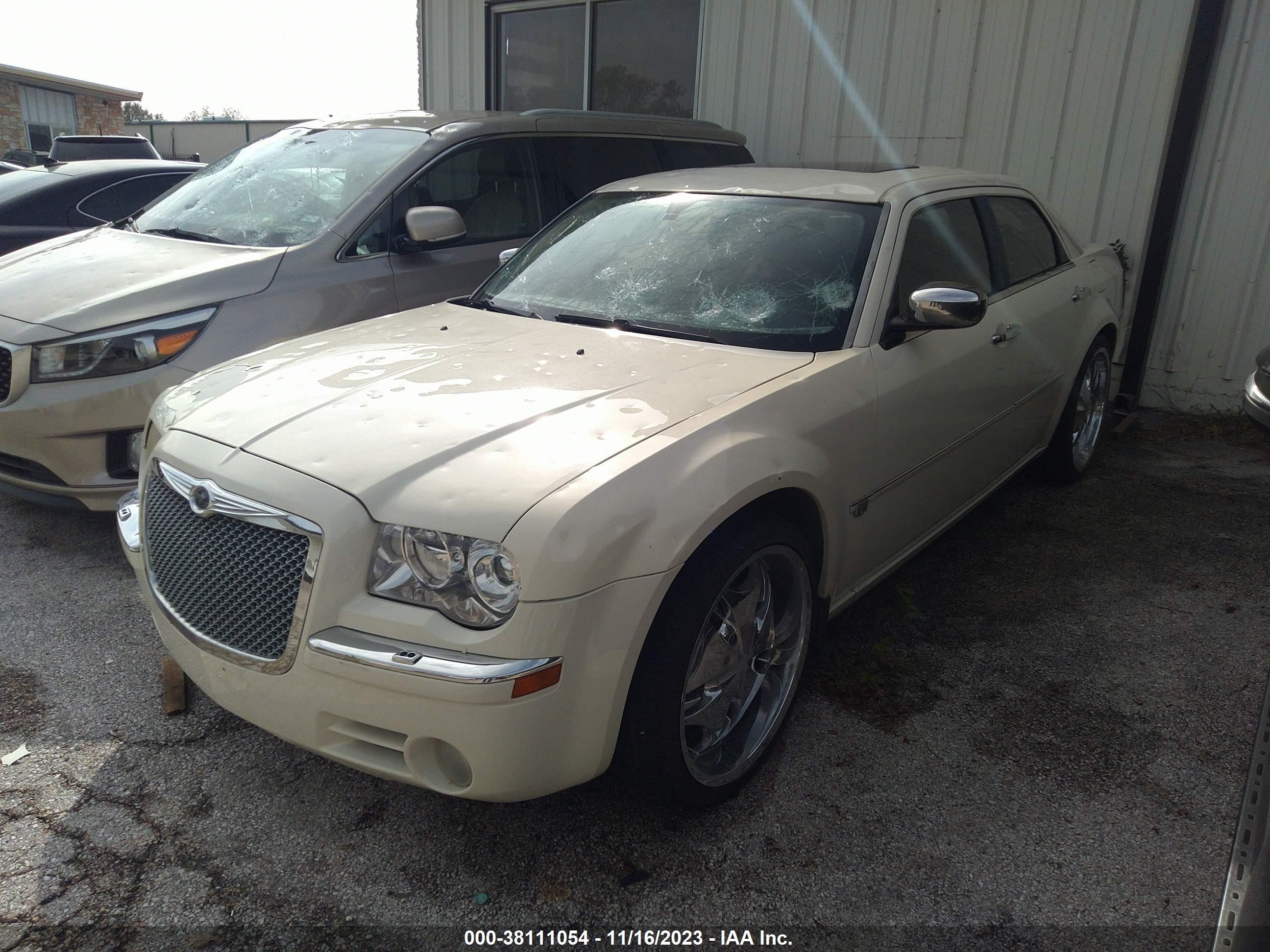 Photo 1 VIN: 2C3AA63H45H694026 - CHRYSLER 300C 