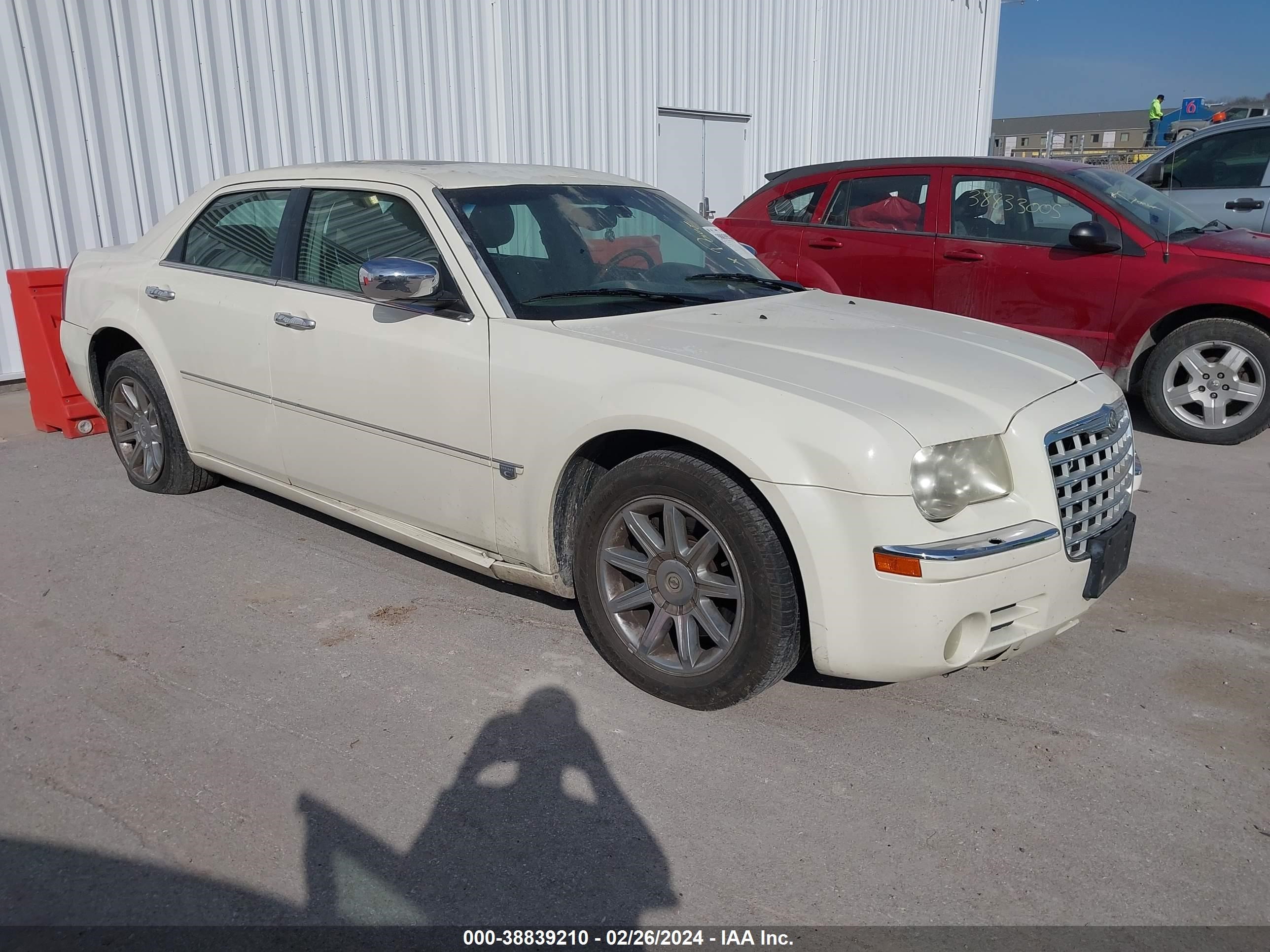 Photo 0 VIN: 2C3AA63H75H524047 - CHRYSLER 300C 