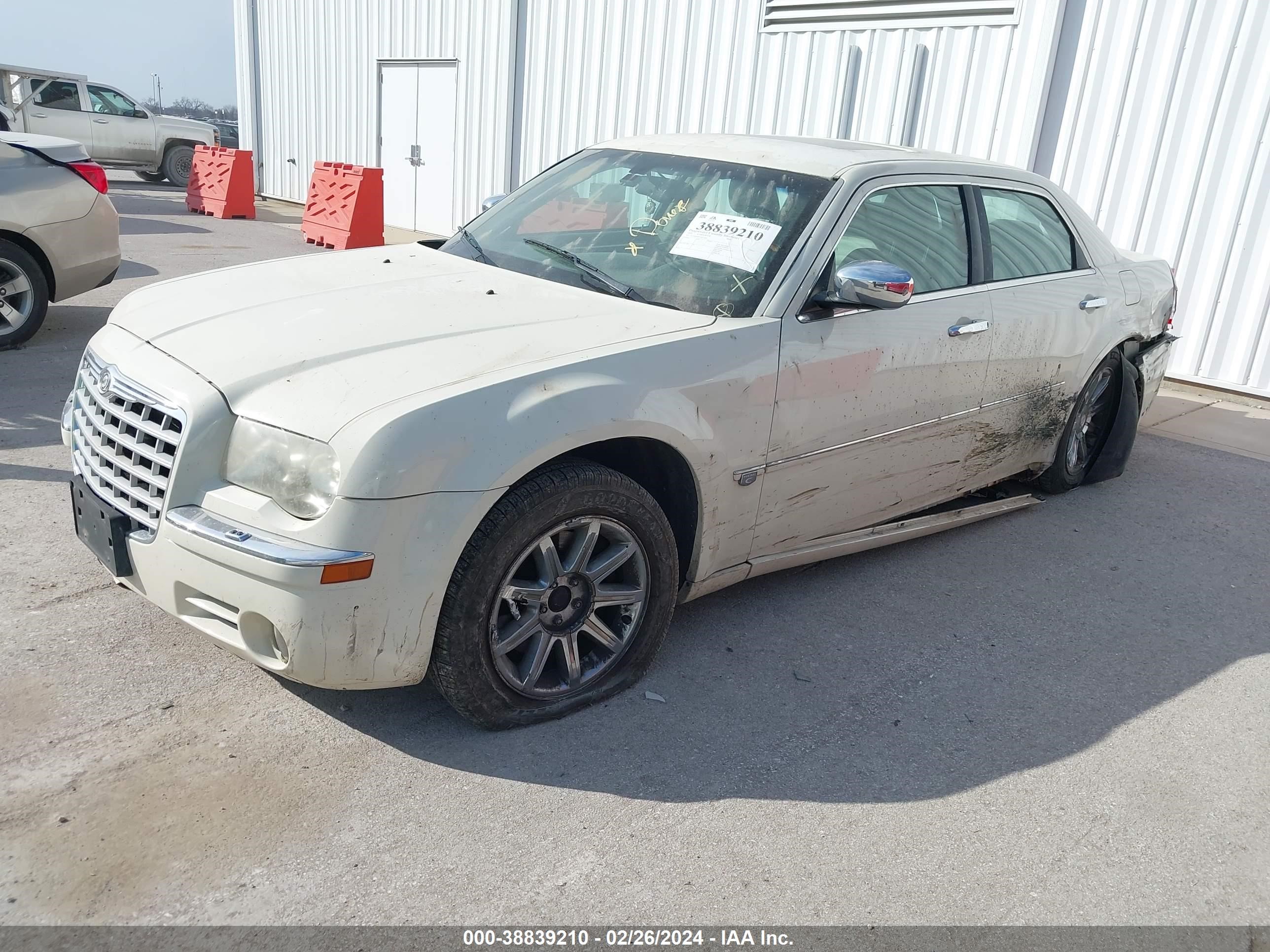 Photo 1 VIN: 2C3AA63H75H524047 - CHRYSLER 300C 