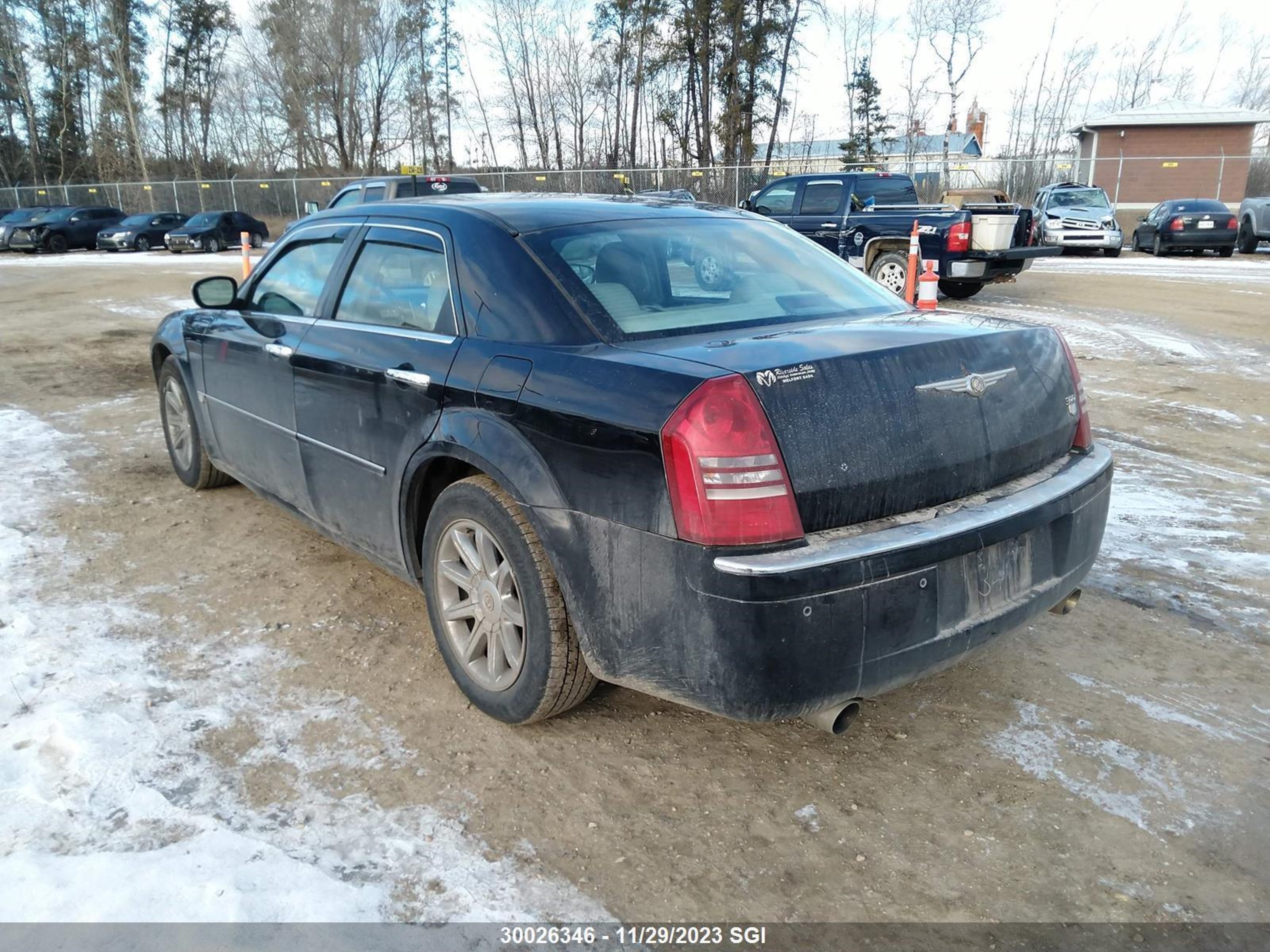 Photo 2 VIN: 2C3AA63H75H655057 - CHRYSLER 300C 