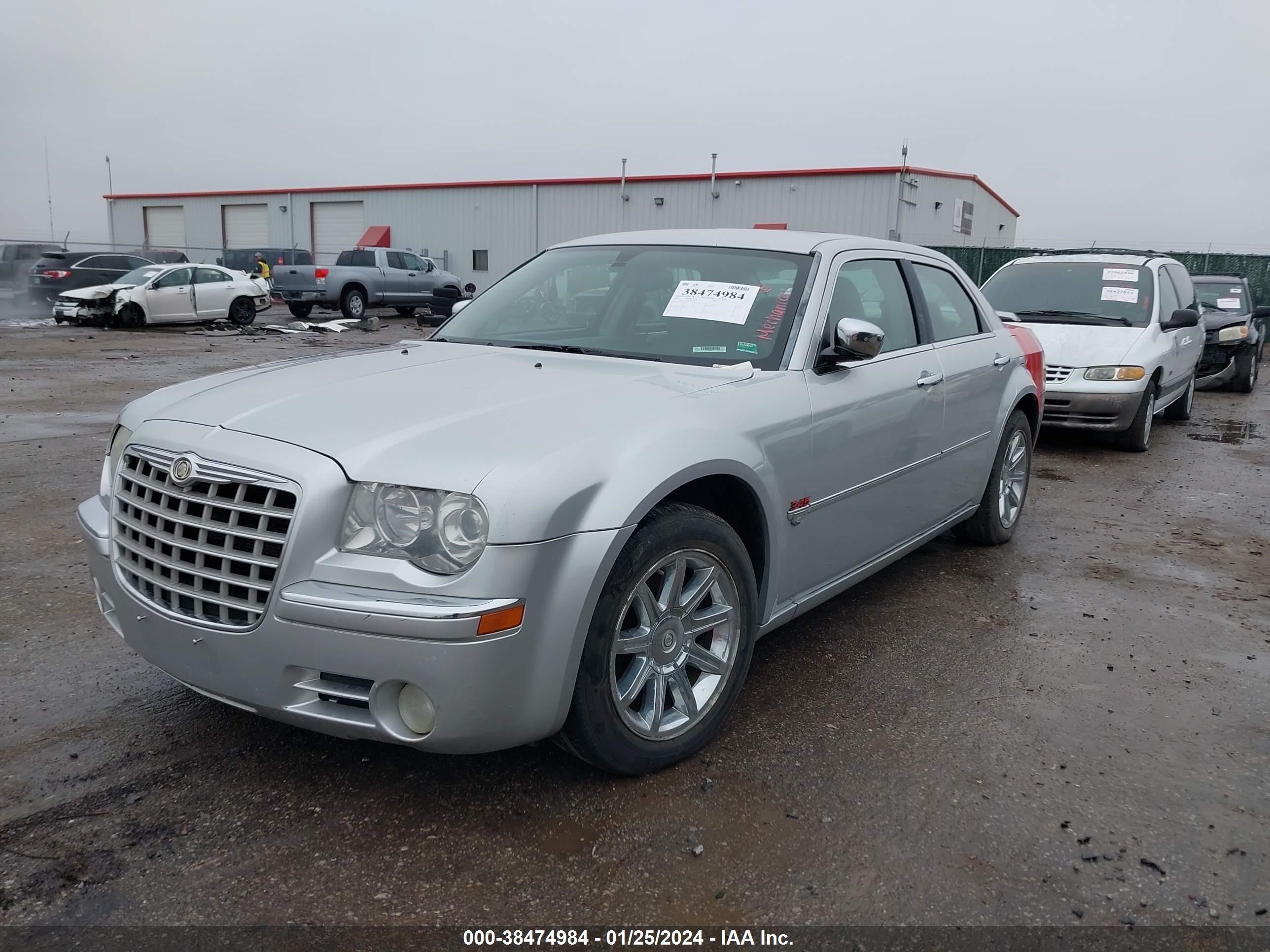 Photo 2 VIN: 2C3AA63H95H632220 - CHRYSLER 300C 