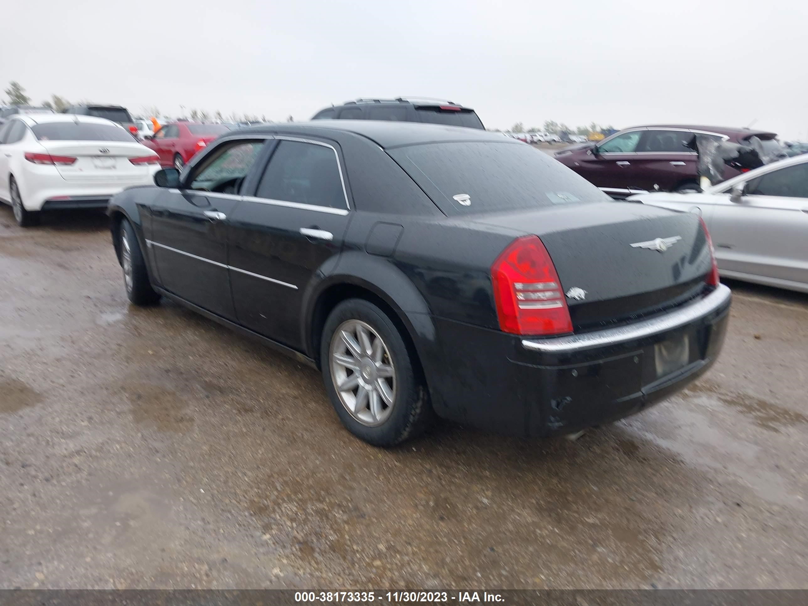 Photo 2 VIN: 2C3AA63HX5H145124 - CHRYSLER 300C 