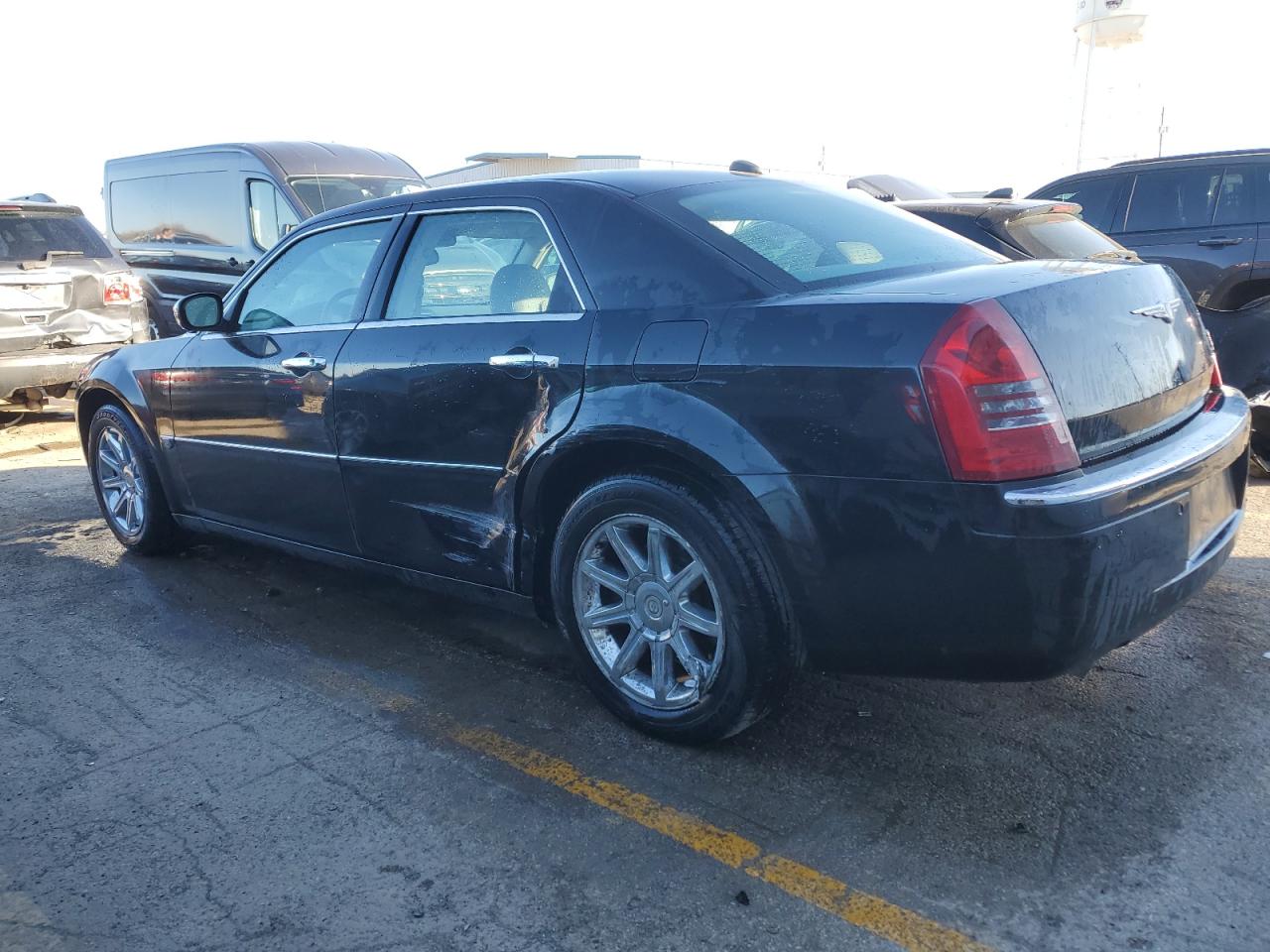 Photo 1 VIN: 2C3AA63HX5H635109 - CHRYSLER 300 