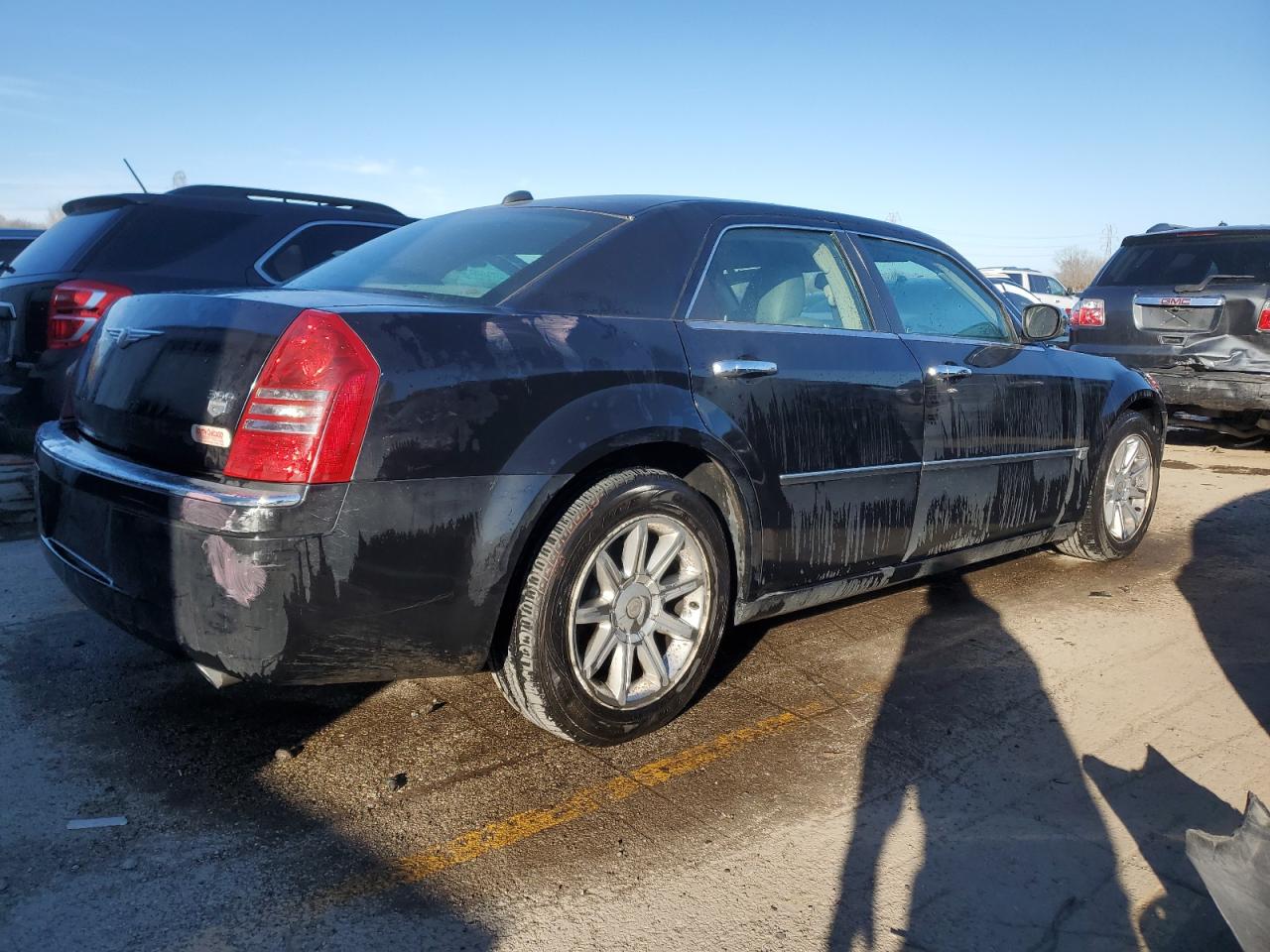 Photo 2 VIN: 2C3AA63HX5H635109 - CHRYSLER 300 