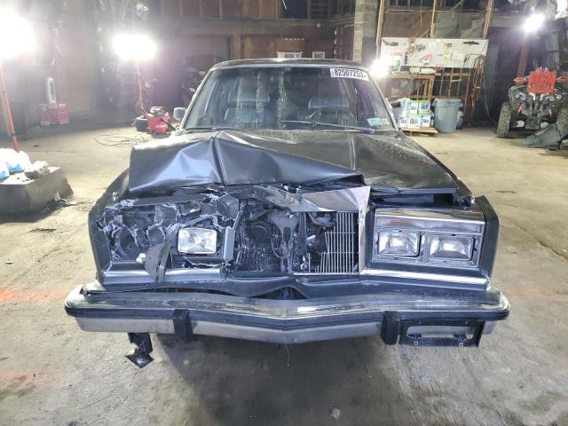 Photo 4 VIN: 2C3BF66K0CR209935 - CHRYSLER NEW YORKER 