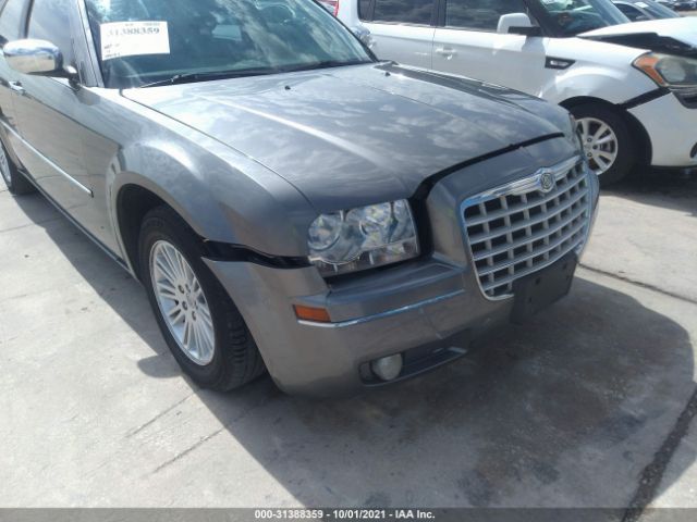 Photo 5 VIN: 2C3CA1CV3AH318770 - CHRYSLER 300 