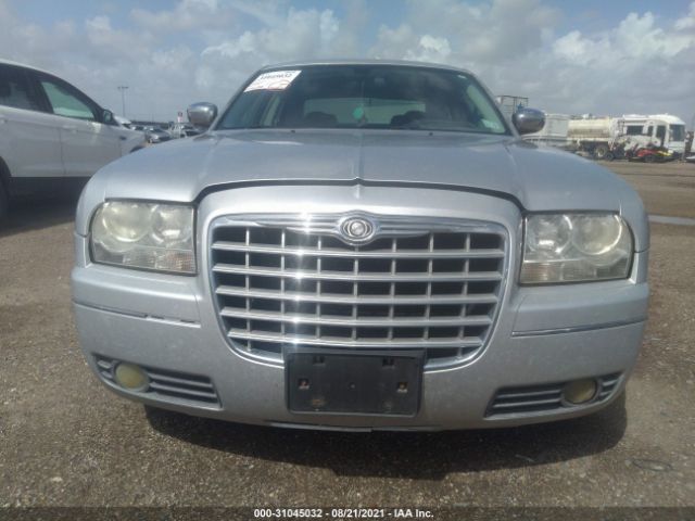 Photo 5 VIN: 2C3CA1CV9AH330132 - CHRYSLER 300 