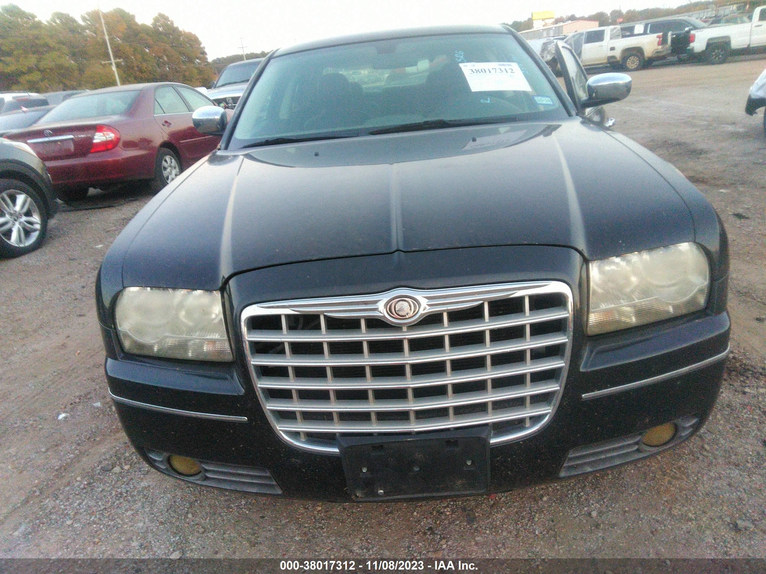 Photo 5 VIN: 2C3CA1CVXAH255781 - CHRYSLER 300 