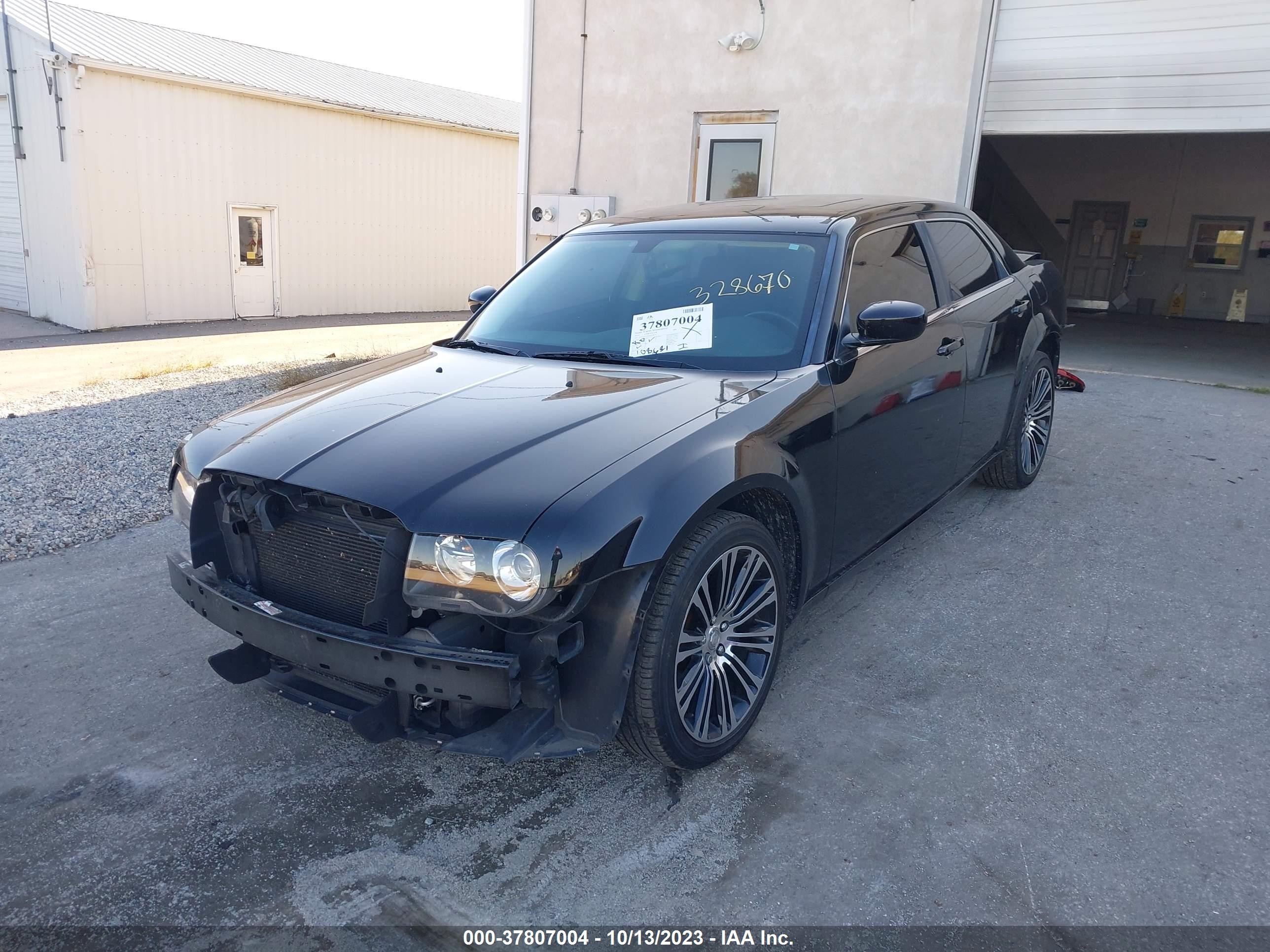 Photo 1 VIN: 2C3CA2CV8AH328670 - CHRYSLER 300 