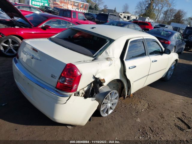 Photo 3 VIN: 2C3CA3CV8AH141497 - CHRYSLER 300 