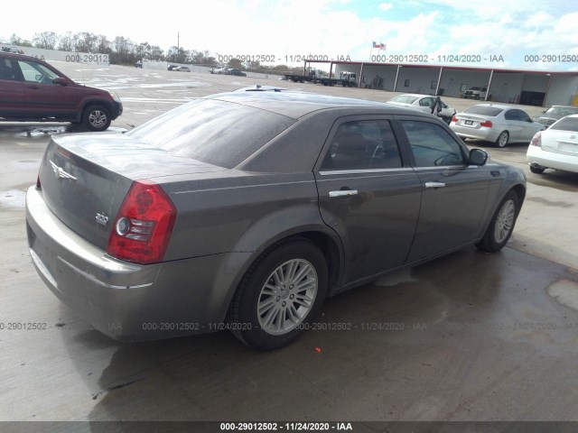 Photo 3 VIN: 2C3CA4CD2AH123137 - CHRYSLER 300 